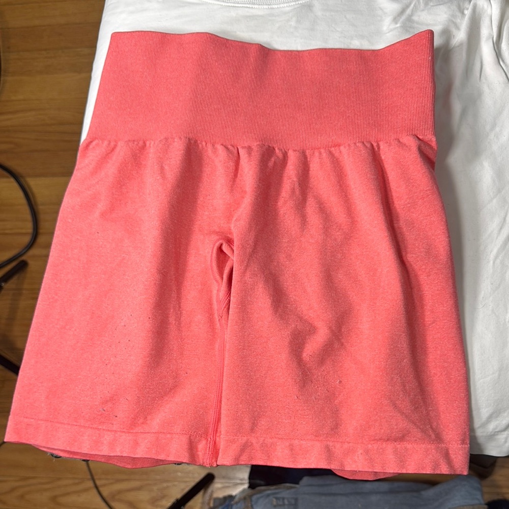 NVGTN Coral High-Rise Shorts